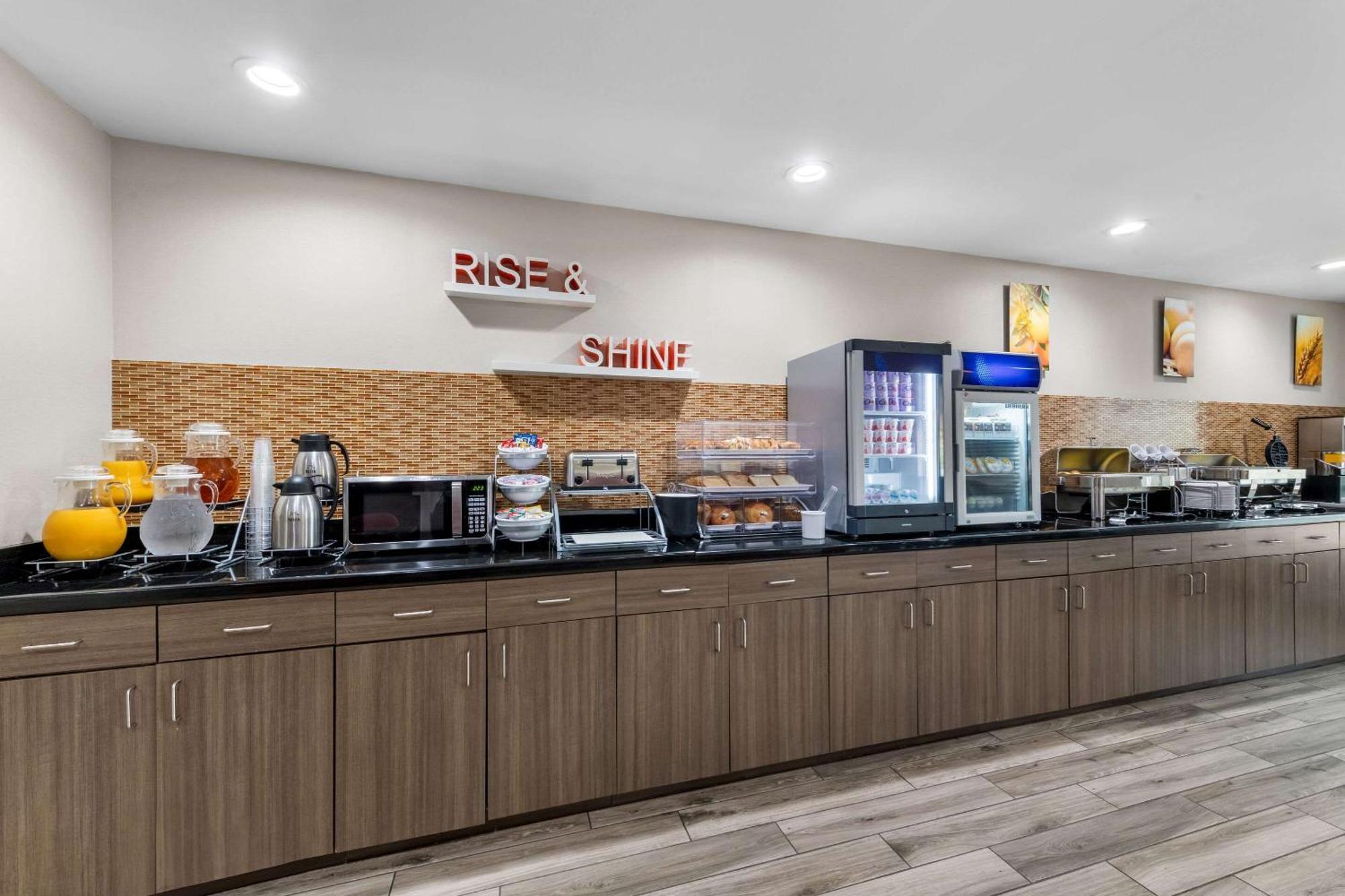 Comfort Suites Knoxville West - Farragut Exterior photo