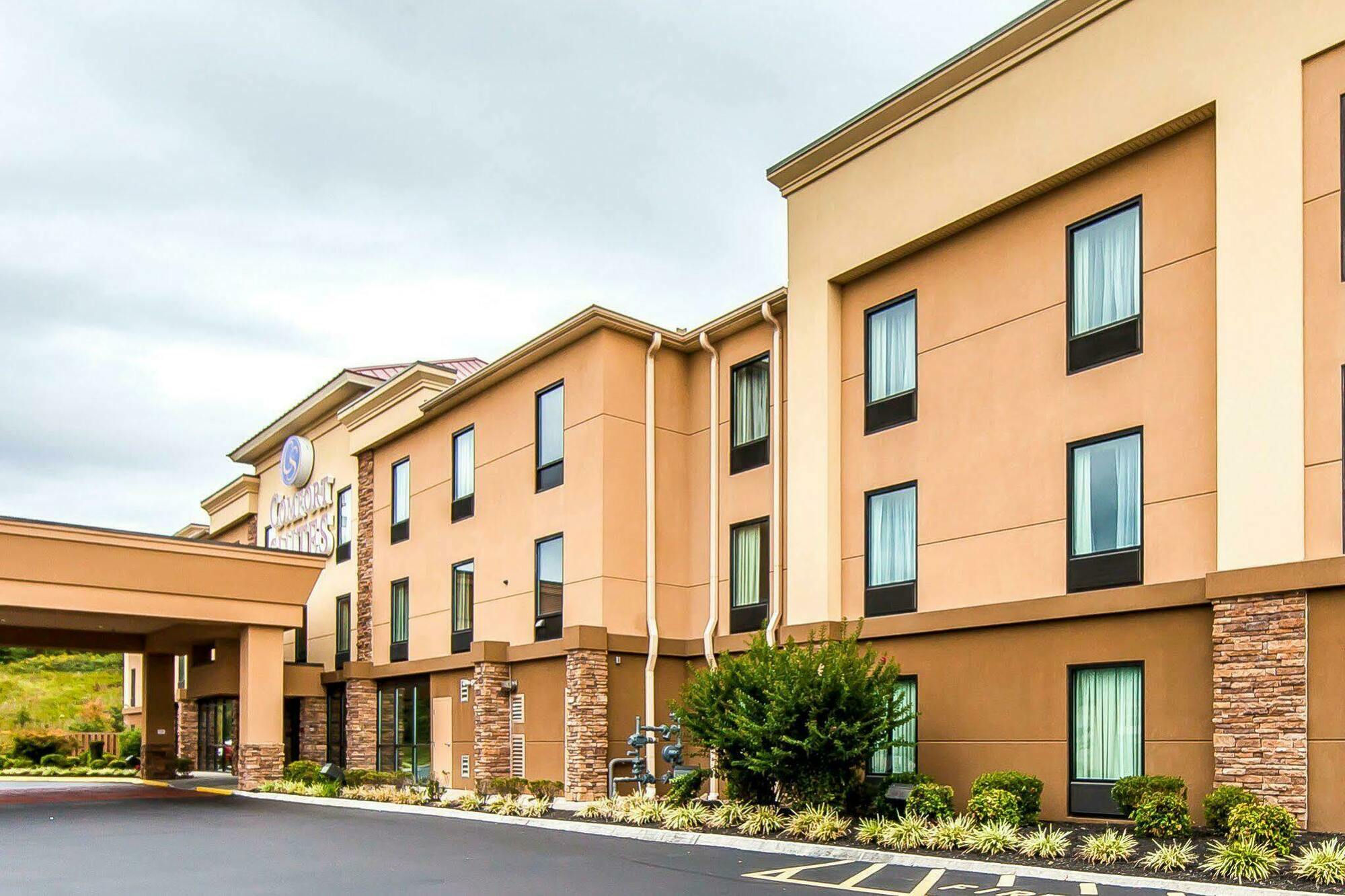 Comfort Suites Knoxville West - Farragut Exterior photo